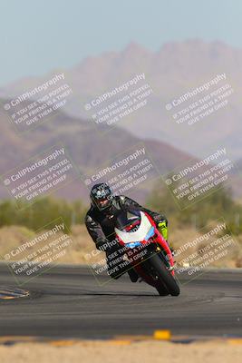 media/Nov-06-2023-Moto Forza (Mon) [[ce023d0744]]/3-Intermediate Group/Session 3 (Turn 5)/